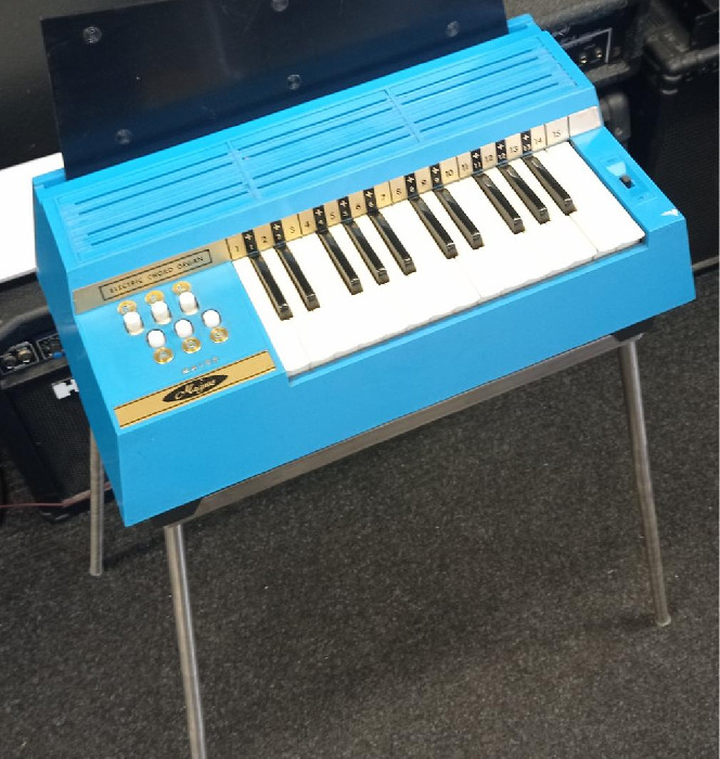Magnus Type Magnus Chord Organ Type 350 :: Nettikitara.com