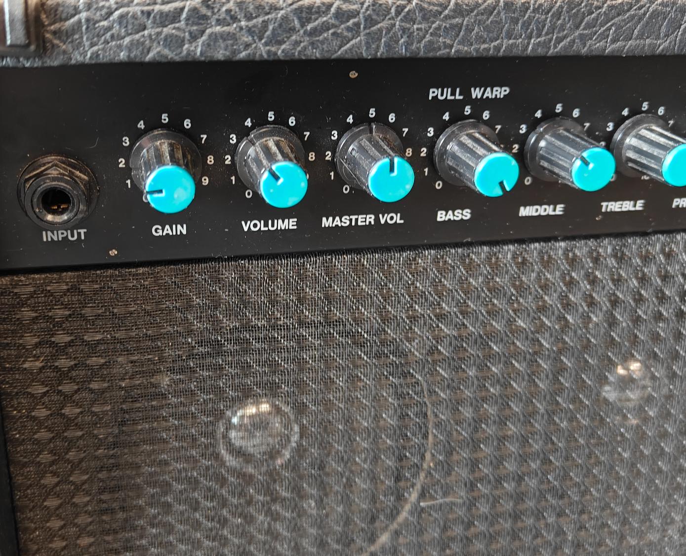 Roland Boss MG10 :: Nettikitara.com